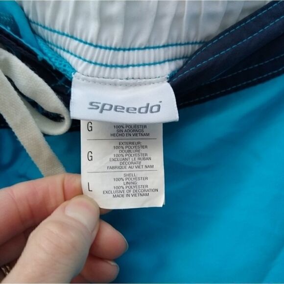 2 mens swim shorts size large speedo/ old Navy - Picture 5 of 7